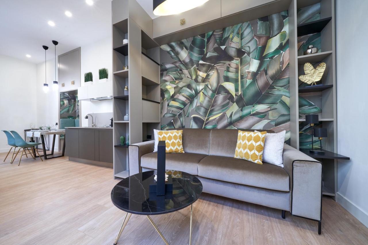 The One Napoli Luxury Apartment מראה חיצוני תמונה