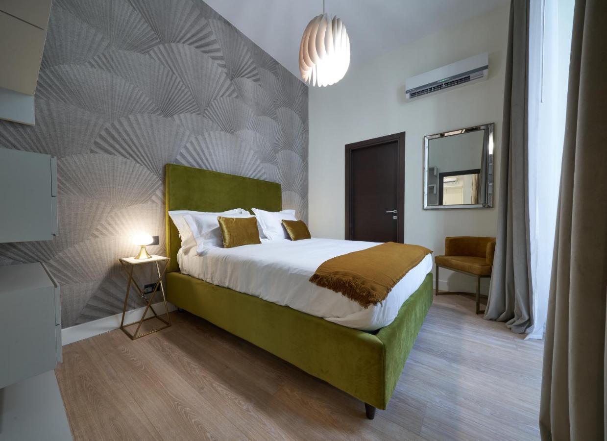 The One Napoli Luxury Apartment מראה חיצוני תמונה