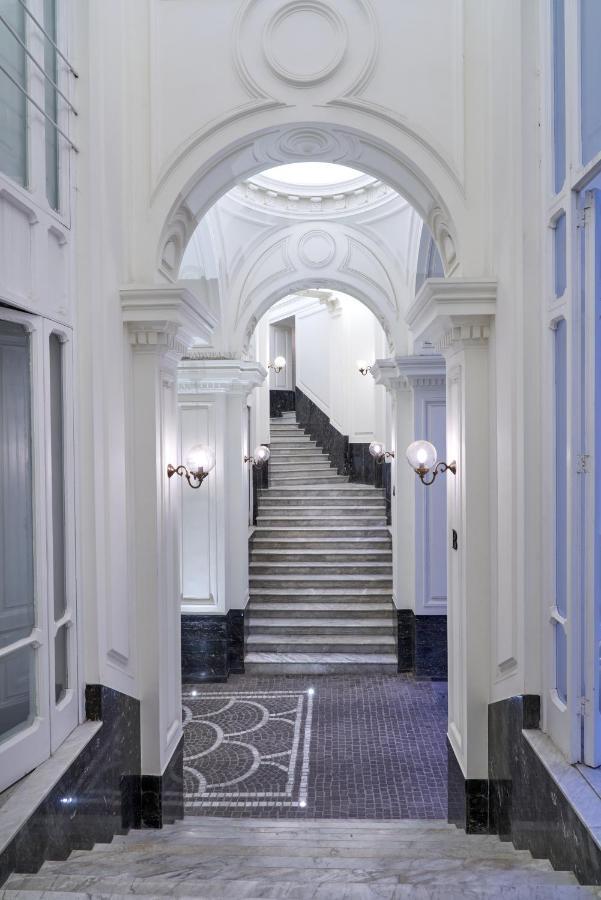 The One Napoli Luxury Apartment מראה חיצוני תמונה