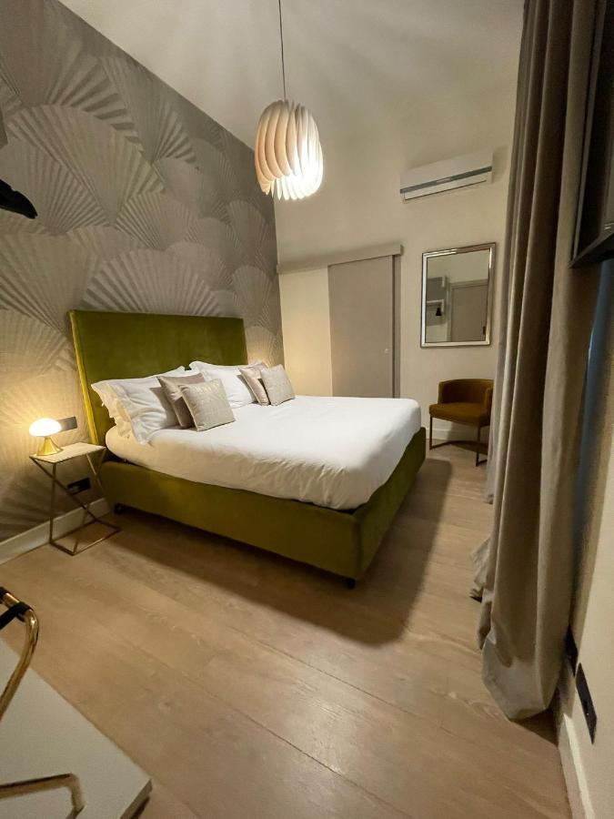 The One Napoli Luxury Apartment מראה חיצוני תמונה