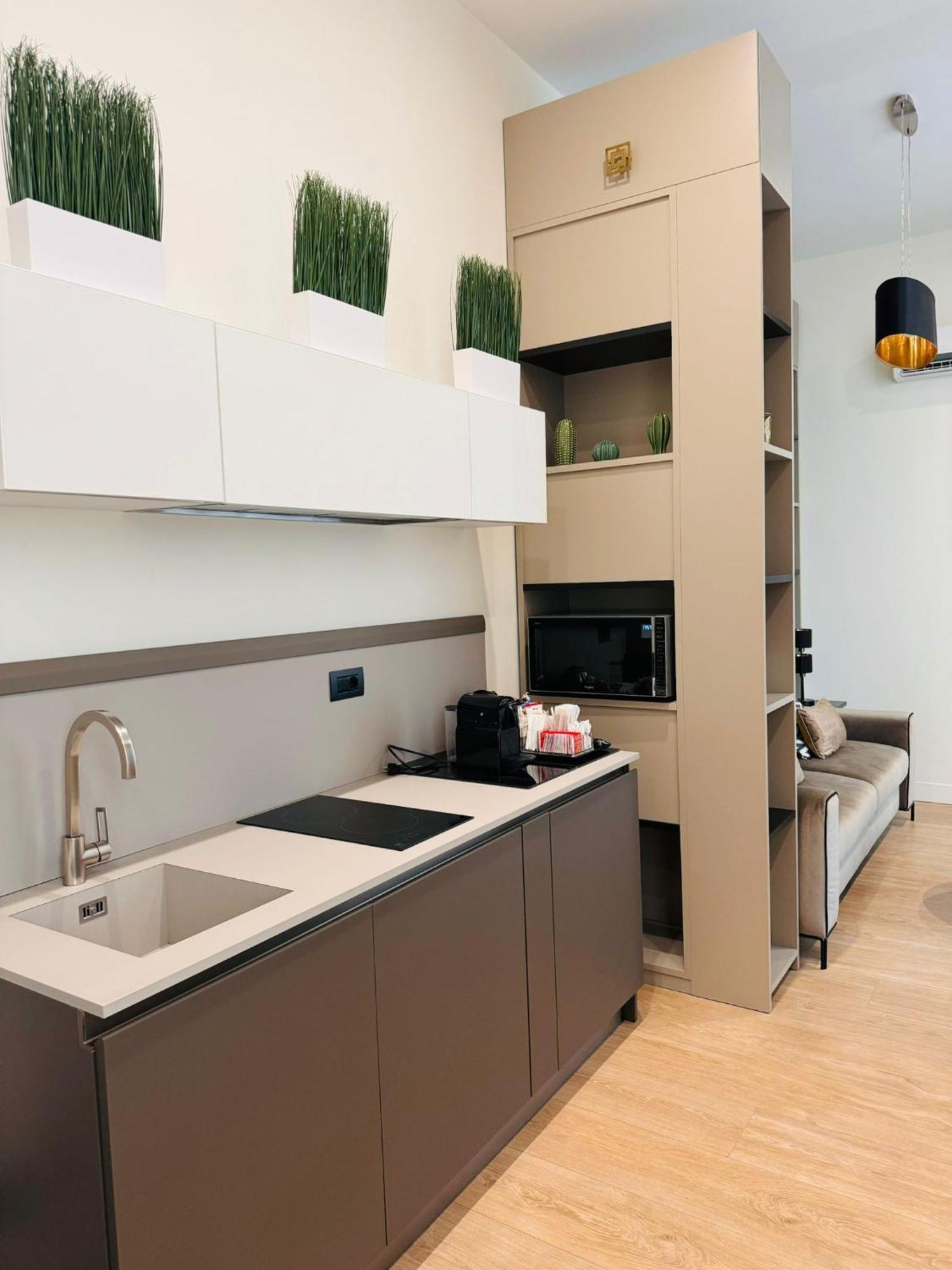 The One Napoli Luxury Apartment מראה חיצוני תמונה